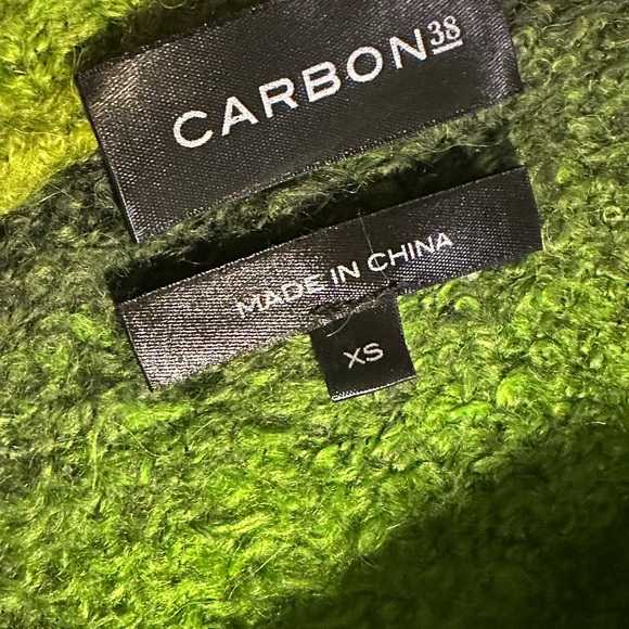 Carbon38 Green ombre Striped Sweater - Picture 7 of 10